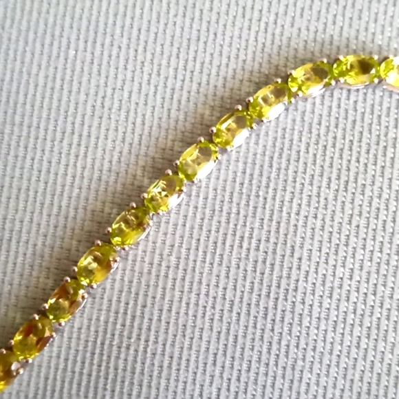 PERIDOT, NATURAL WHITE ZIRCON FANCY BRACELET - Picture 3 of 9